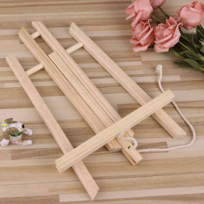 Cavalletto in legno di pino gratuito